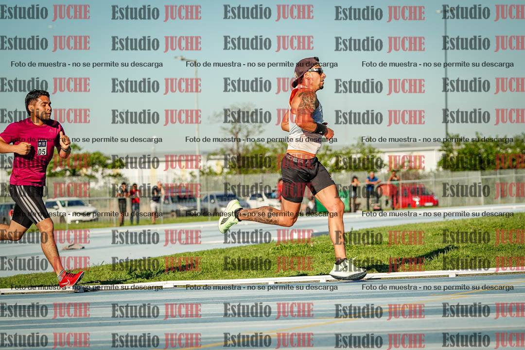 Fotos de los 3000 m llanos de varones