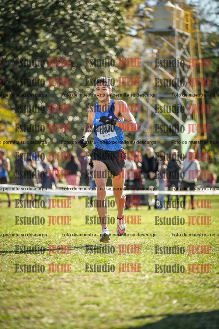 Fotos de la llegada del cross de 8000 m