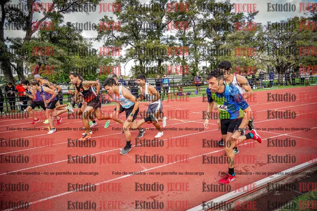 Fotos de los 3000 m llanos de varones