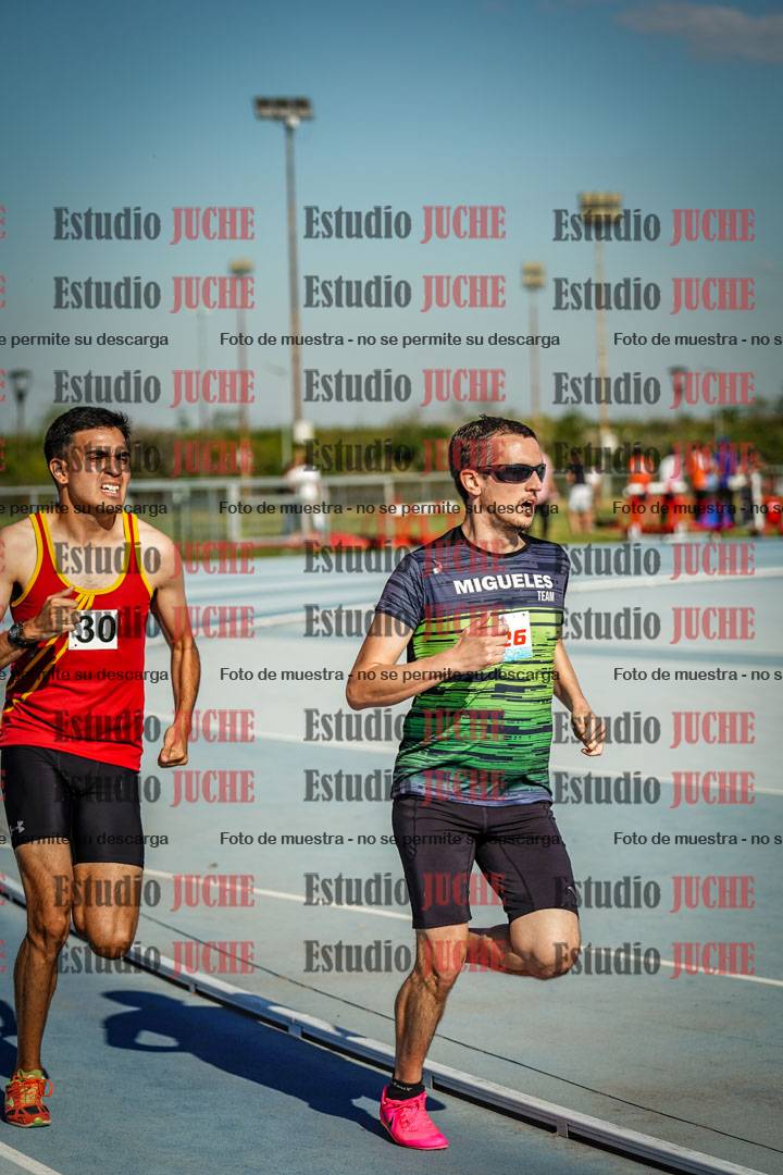 Fotos de los 1500 m llanos de varones
