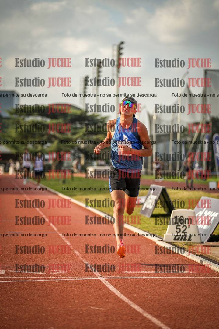 Fotos de los 1500 m llanos de varones - decatlón 10