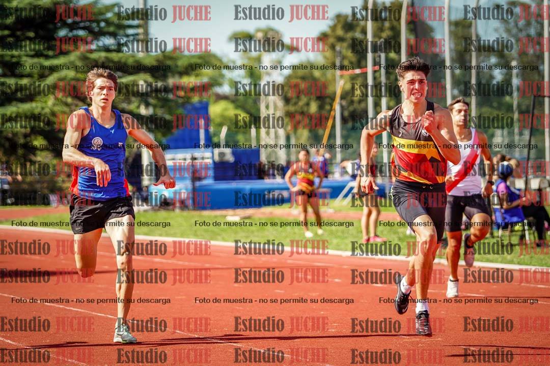 Fotos de los 400 m llanos de varones