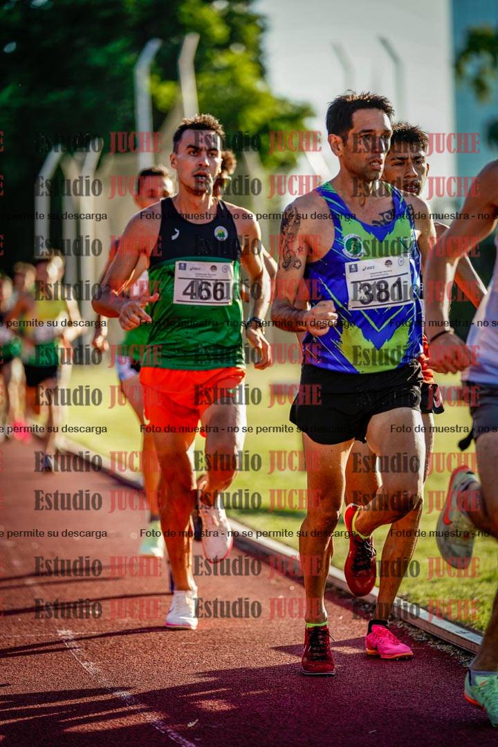 Fotos de los 3000 m llanos de varones
