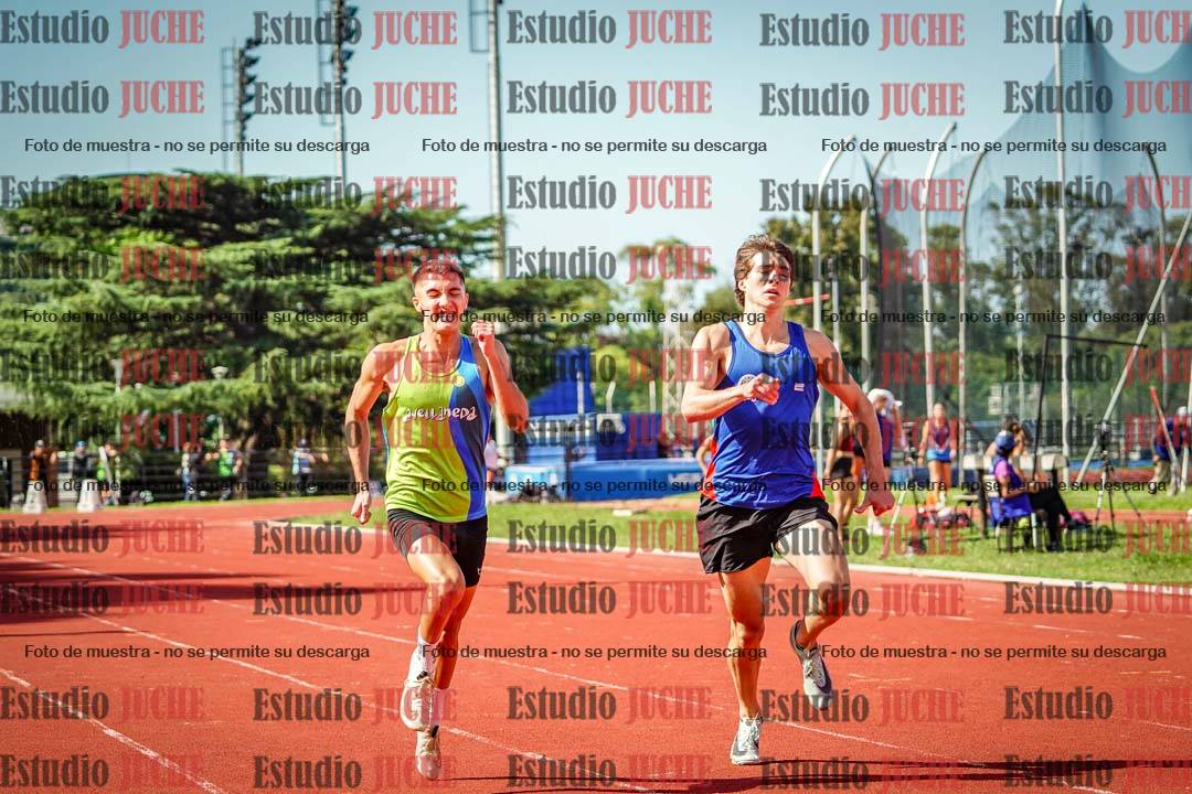 Fotos de los 400 m llanos de varones
