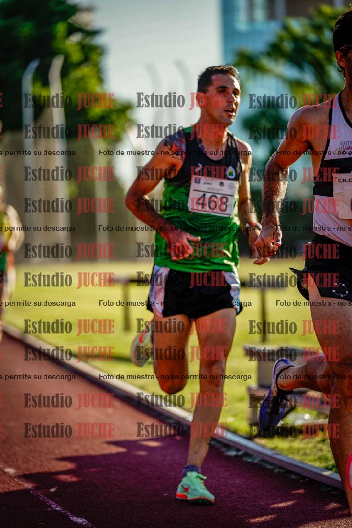 Fotos de los 3000 m llanos de varones