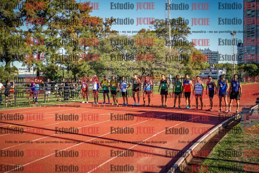 Fotos de los 3000 m llanos de varones