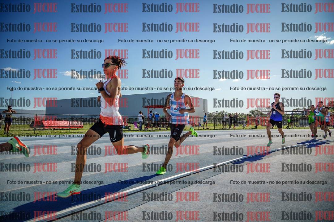 Fotos de los 1500 m llanos de varones