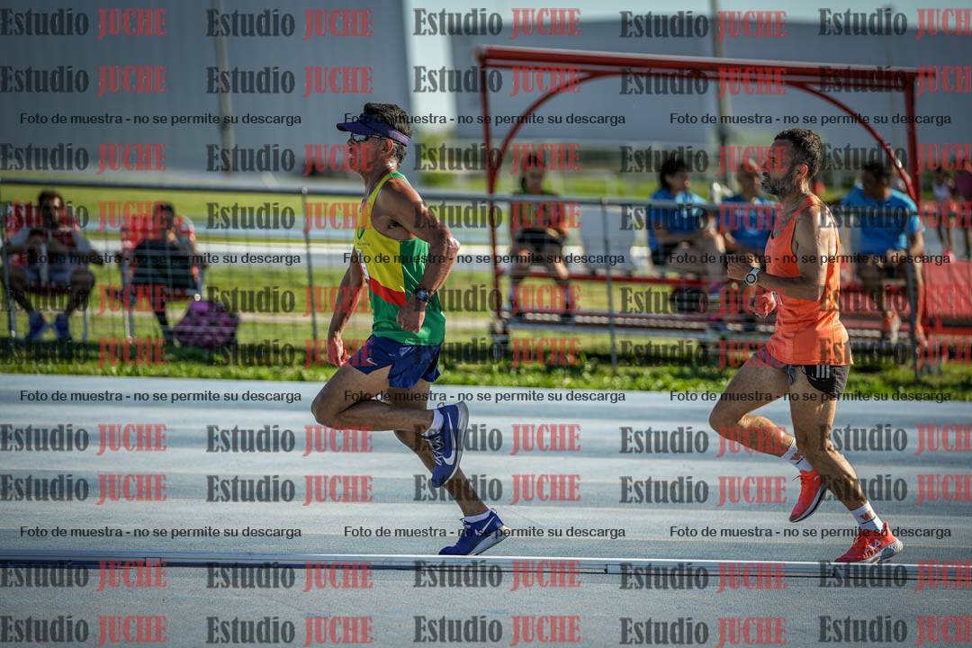 Fotos de los 3000 m llanos de varones