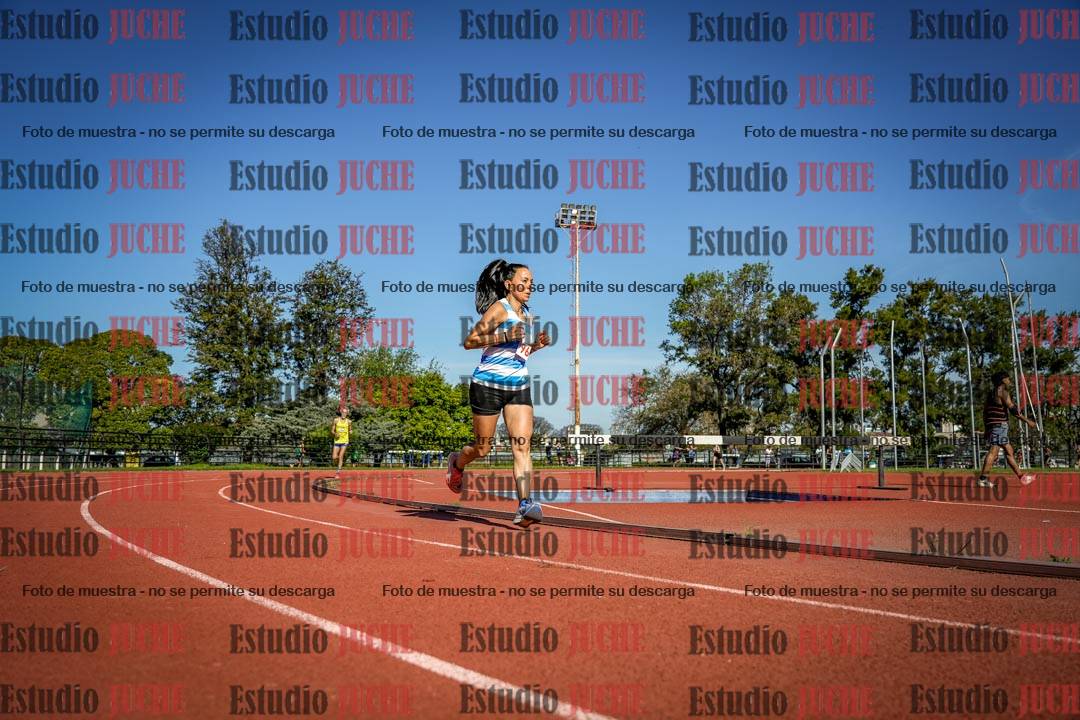 Fotos de los 5000 m llanos de mujeres y varones