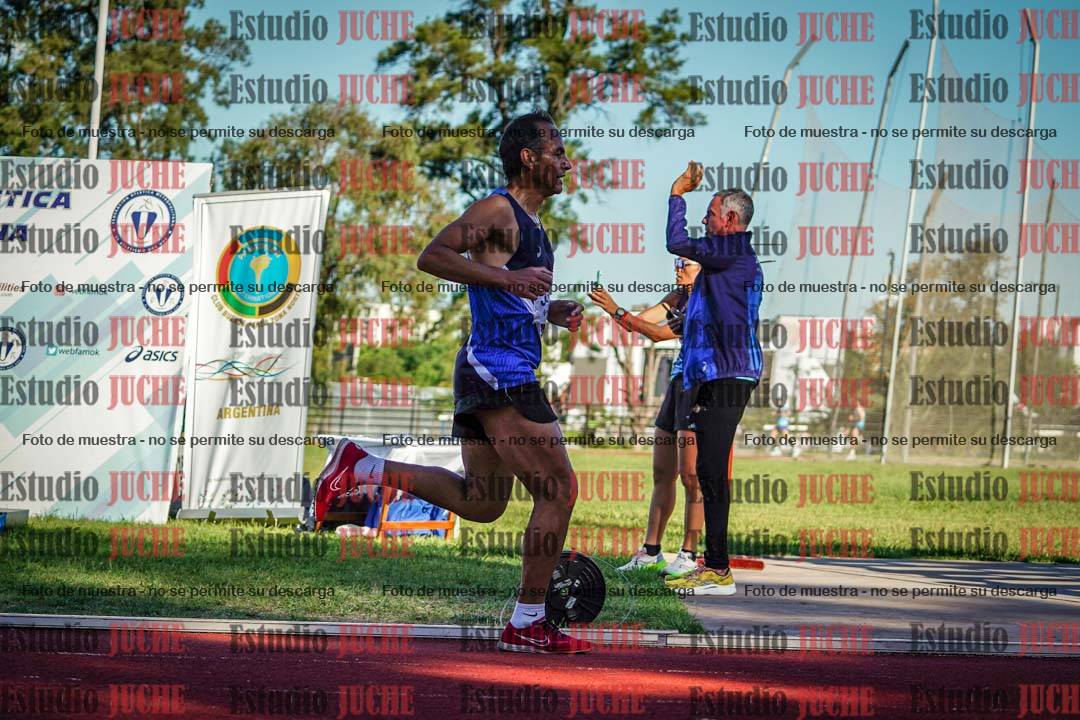 Fotos de los 3000 m llanos de varones