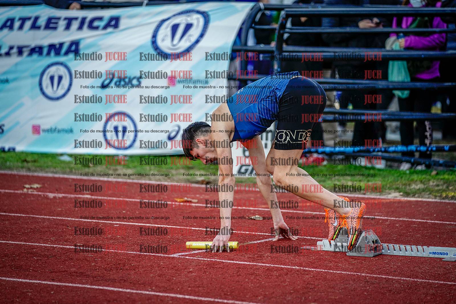 Fotos de las postas 4x400 m de varones