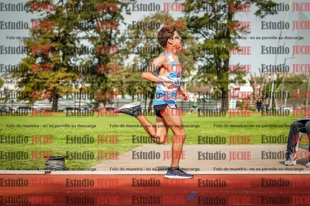 Fotos de los 3000 m llanos de varones