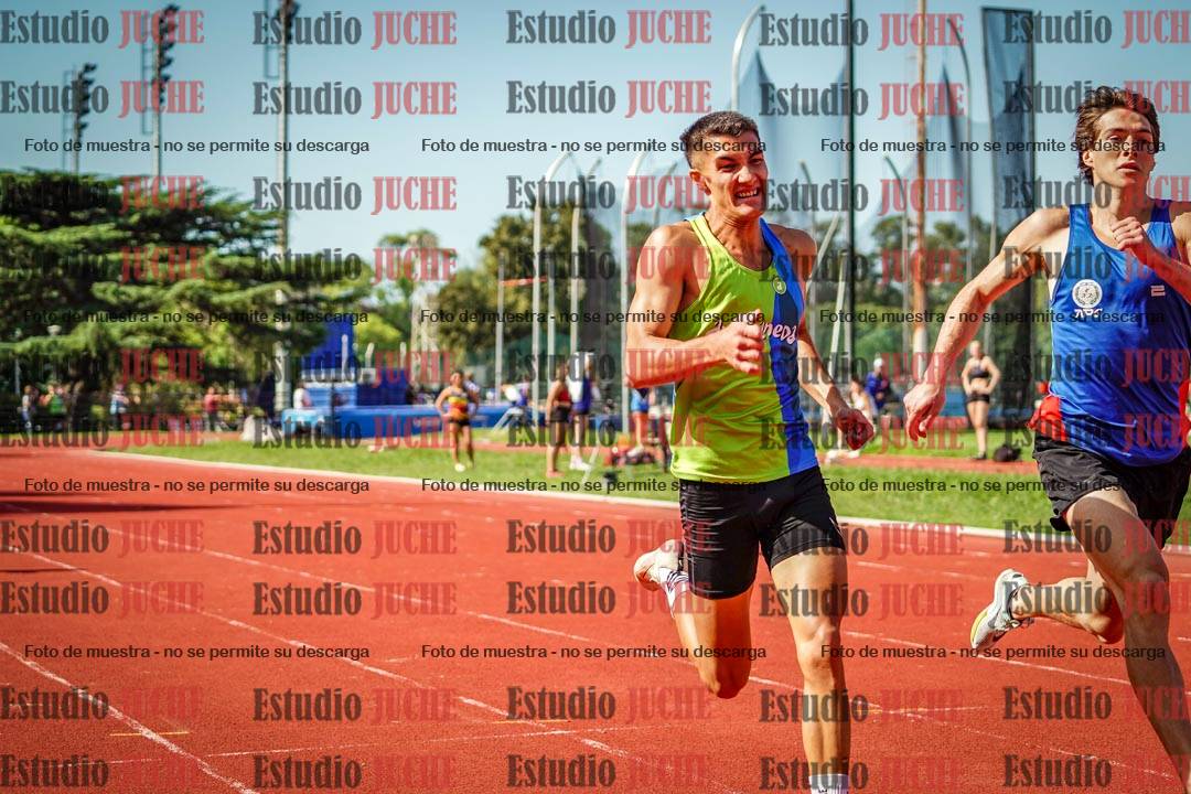 Fotos de los 400 m llanos de varones