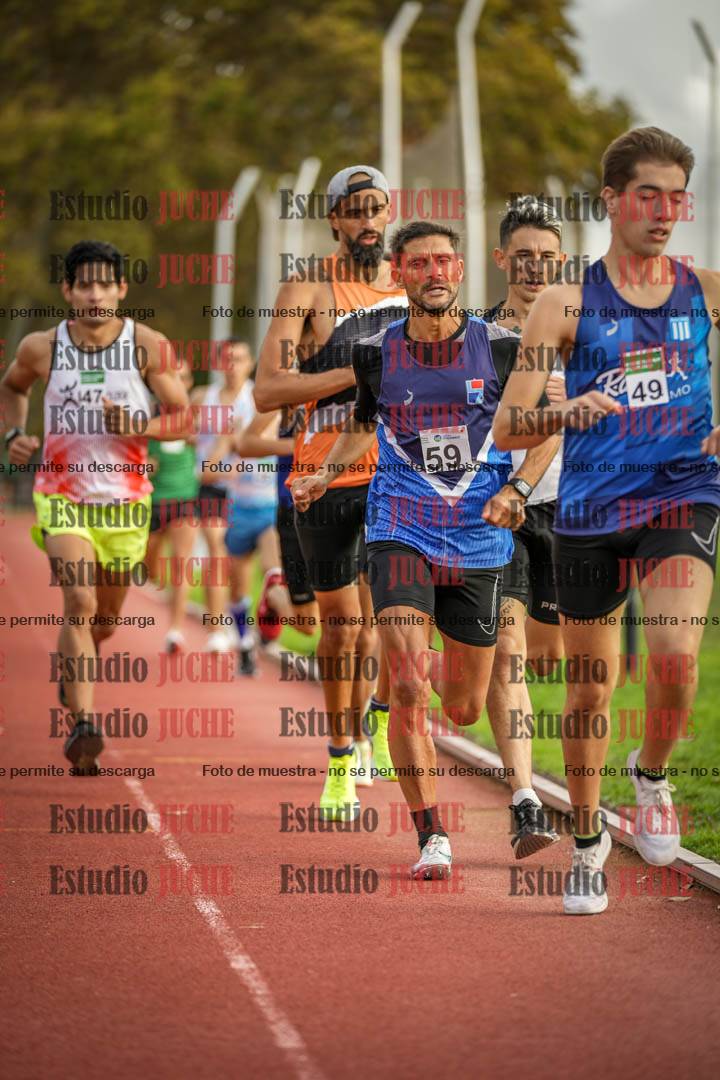 Fotos de los 3000 m llanos de varones
