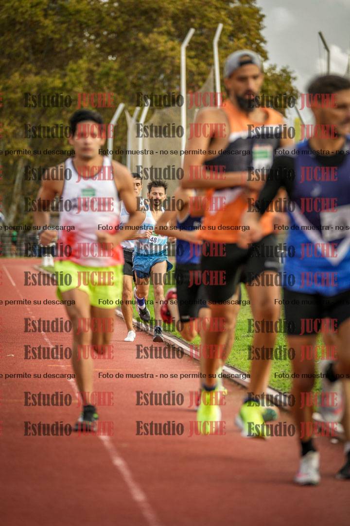 Fotos de los 3000 m llanos de varones
