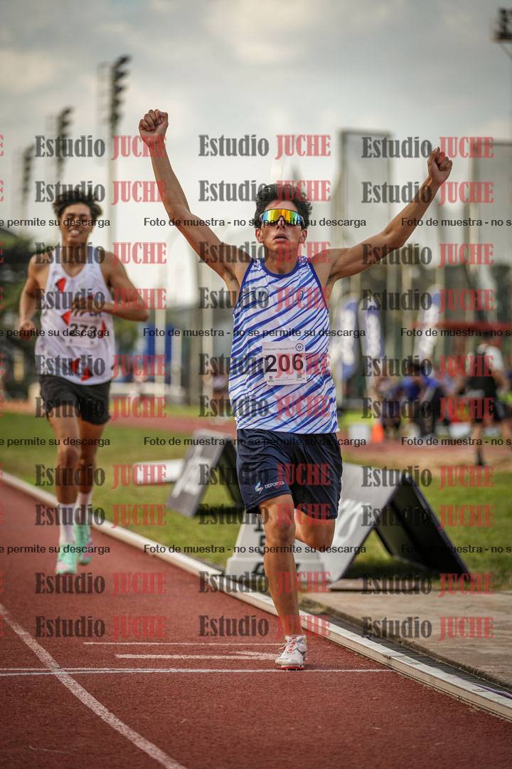 Fotos de los 1500 m llanos de varones - decatlón 10