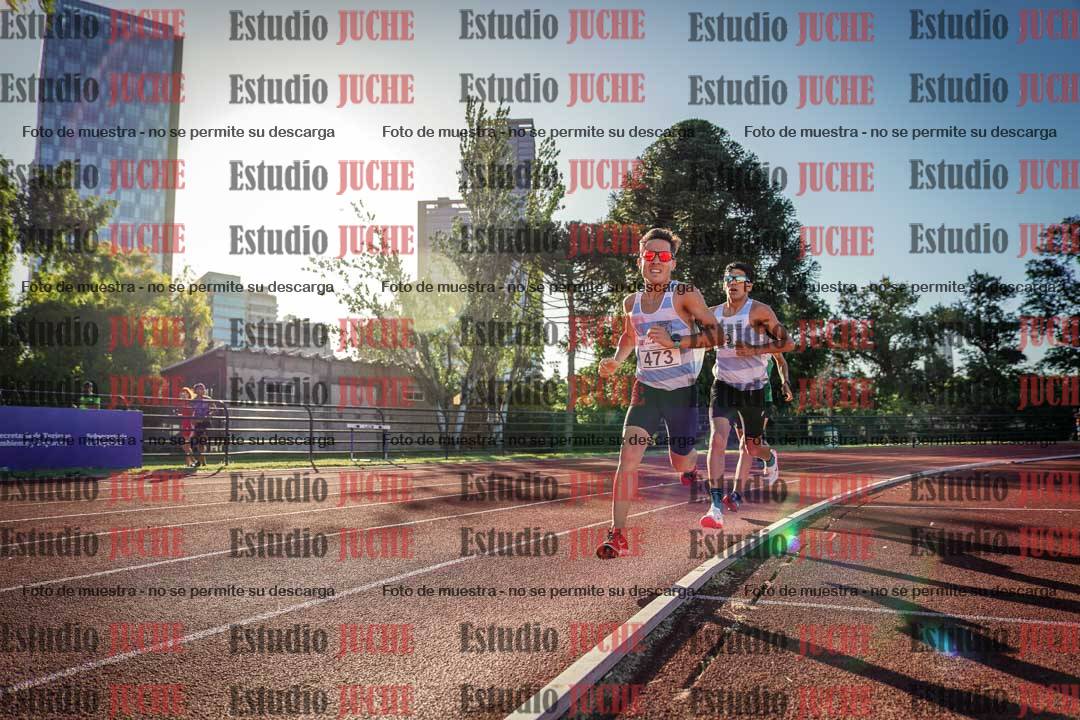 Fotos de los 3000 m llanos de varones