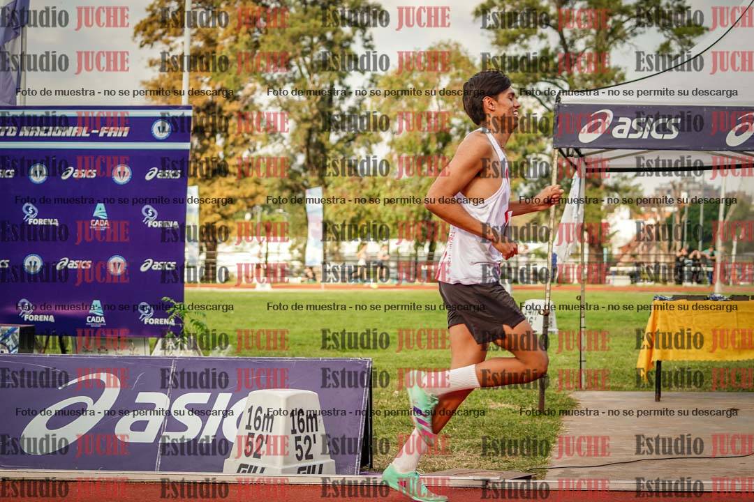 Fotos de los 1500 m llanos de varones - decatlón 10