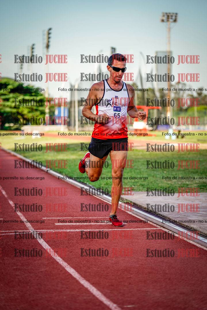 Fotos de los 1500 m llanos de varones
