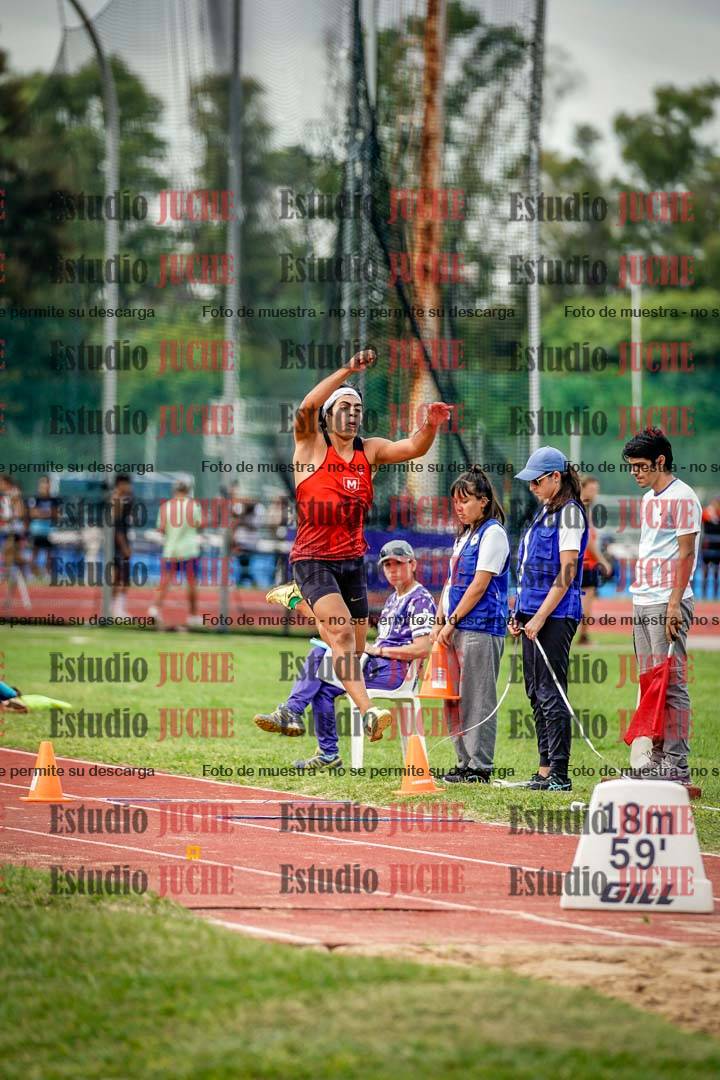 Fotos del salto triple de mujeres y varones