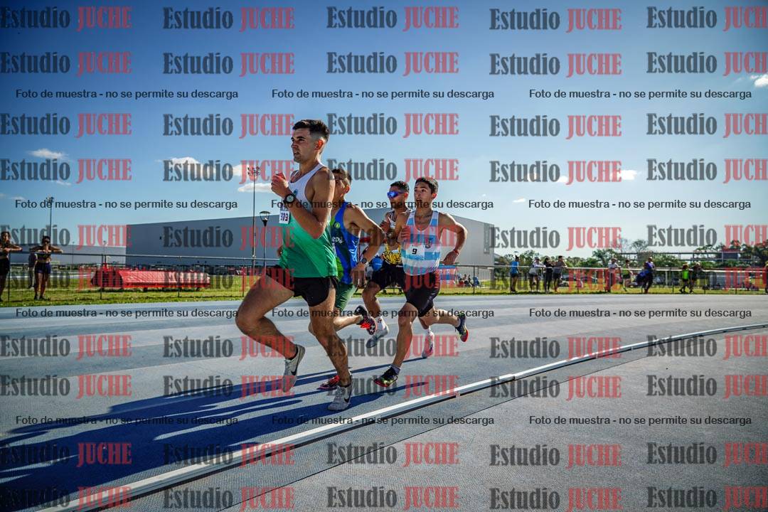 Fotos de los 1500 m llanos de varones