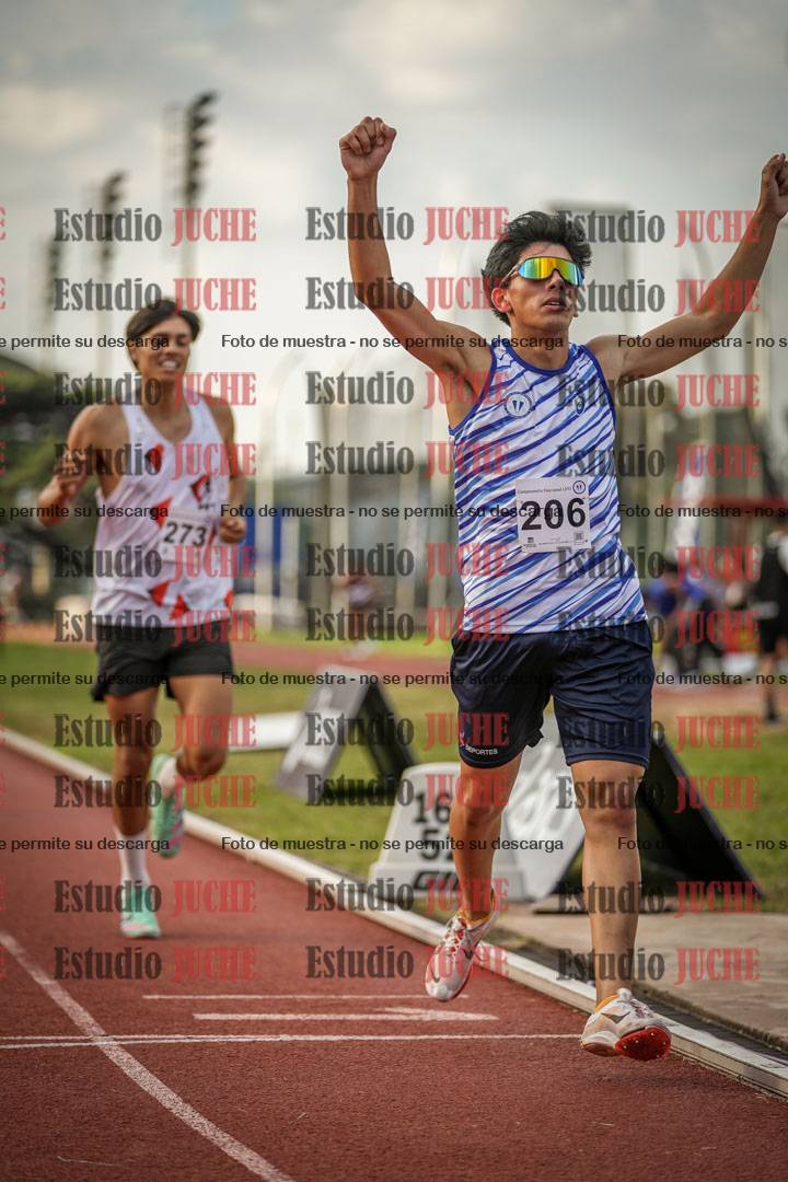 Fotos de los 1500 m llanos de varones - decatlón 10