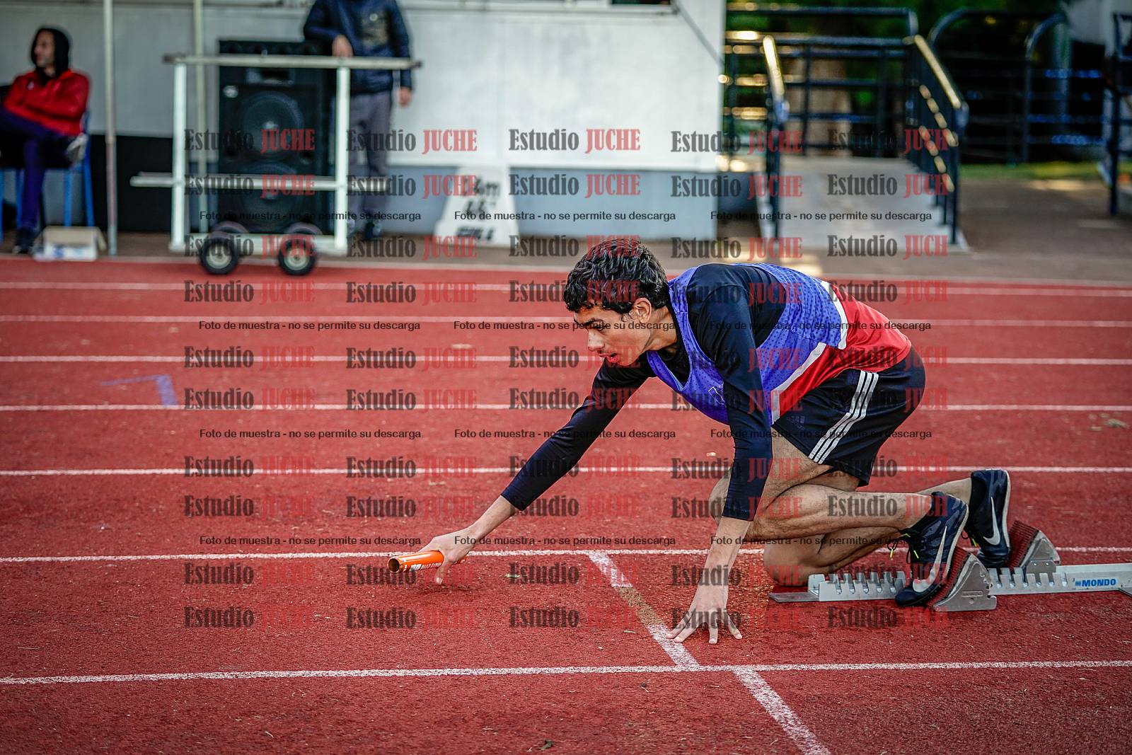 Fotos de las postas 4x400 m de varones