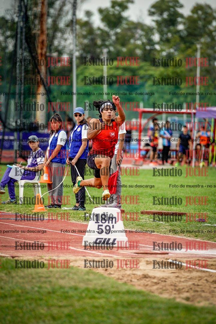 Fotos del salto triple de mujeres y varones