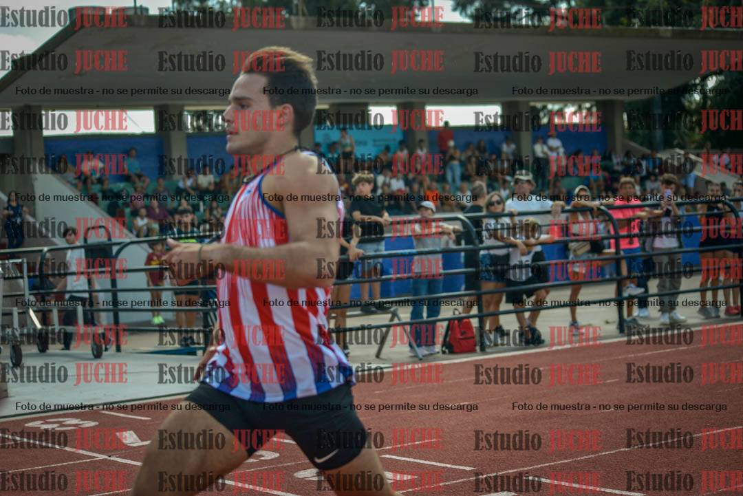 Fotos de los 200 m llanos de varones