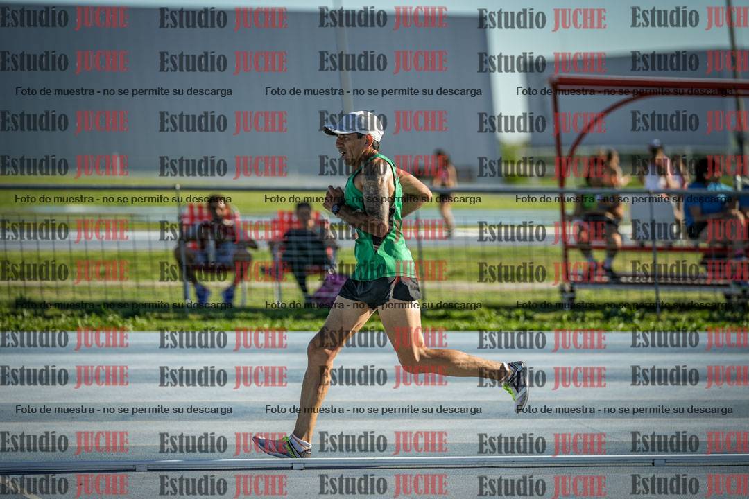 Fotos de los 3000 m llanos de varones