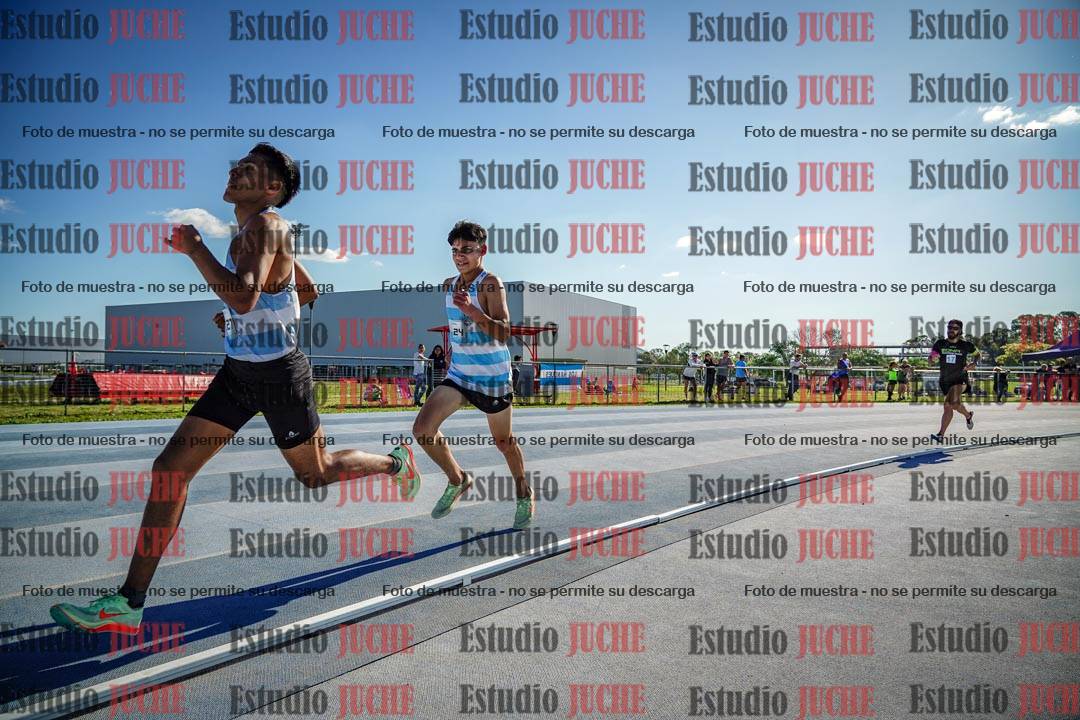 Fotos de los 1500 m llanos de varones