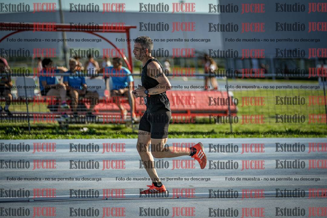 Fotos de los 3000 m llanos de varones