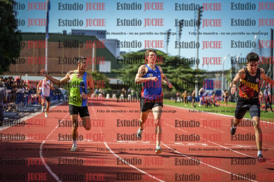 Fotos de los 400 m llanos de varones