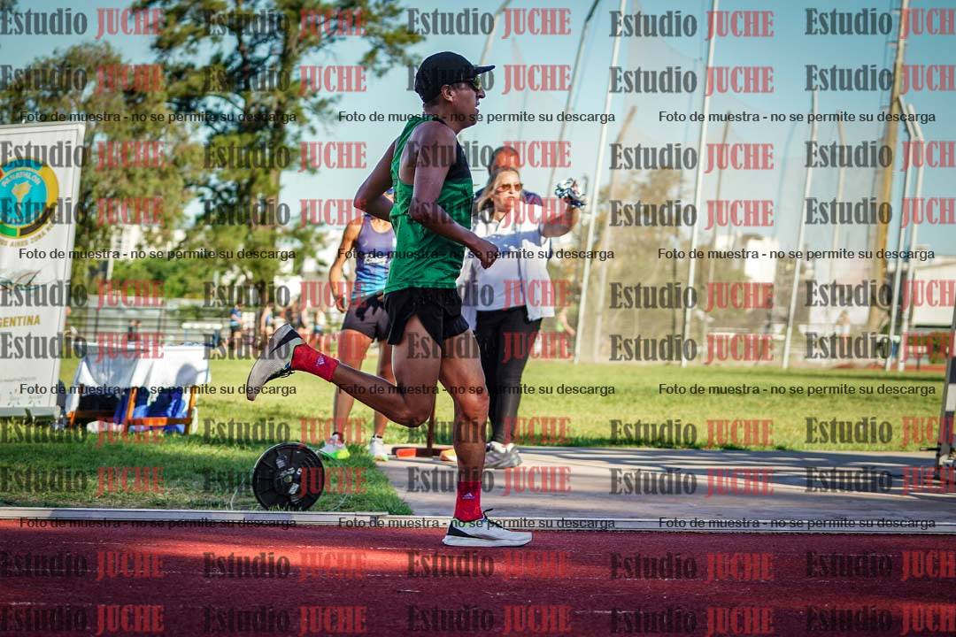 Fotos de los 3000 m llanos de varones