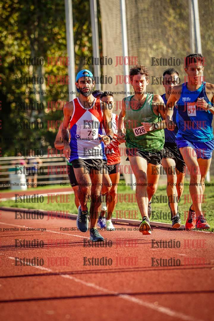 Fotos de los 3000 m llanos de varones