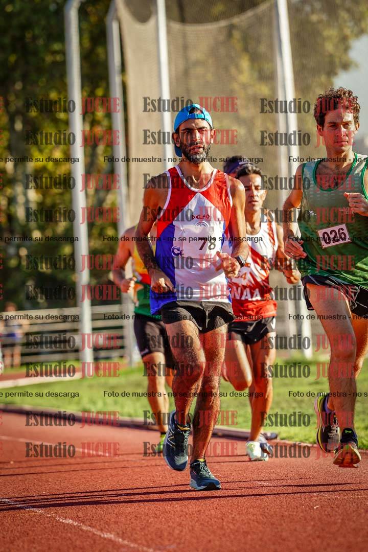 Fotos de los 3000 m llanos de varones