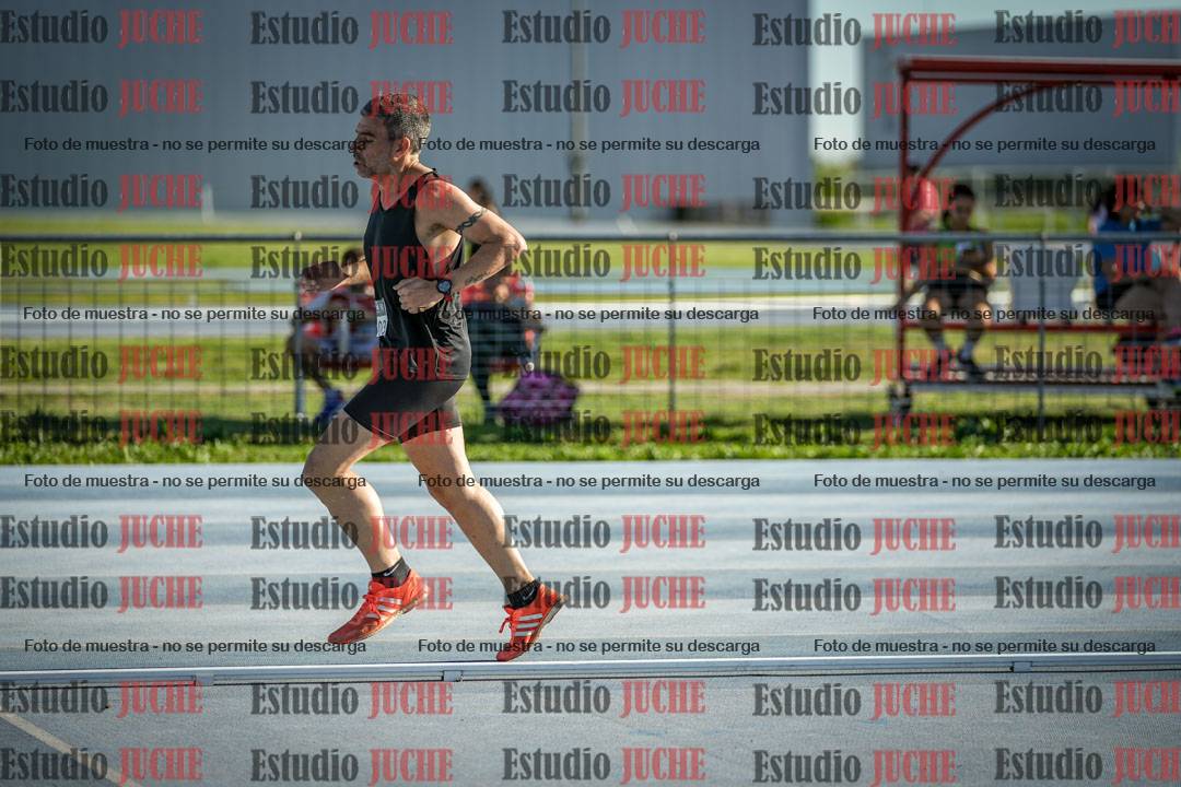 Fotos de los 3000 m llanos de varones