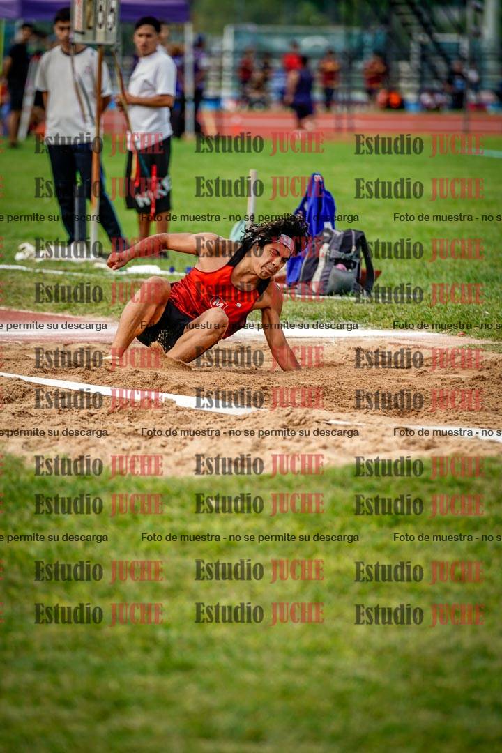 Fotos del salto triple de mujeres y varones