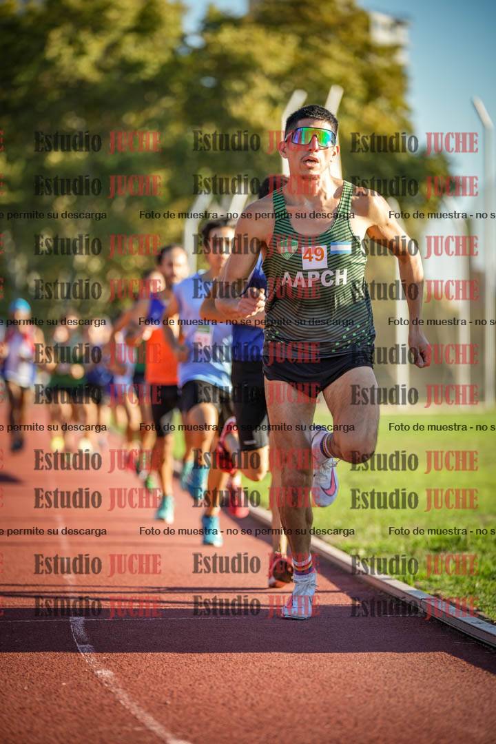Fotos de los 3000 m llanos de varones