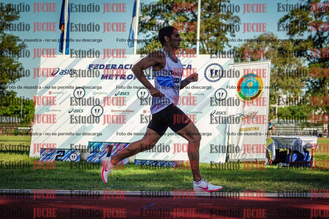 Fotos de los 3000 m llanos de varones
