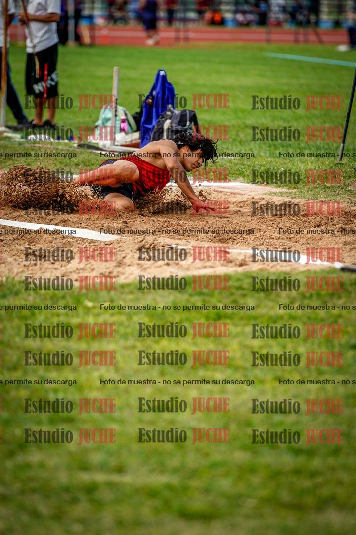 Fotos del salto triple de mujeres y varones