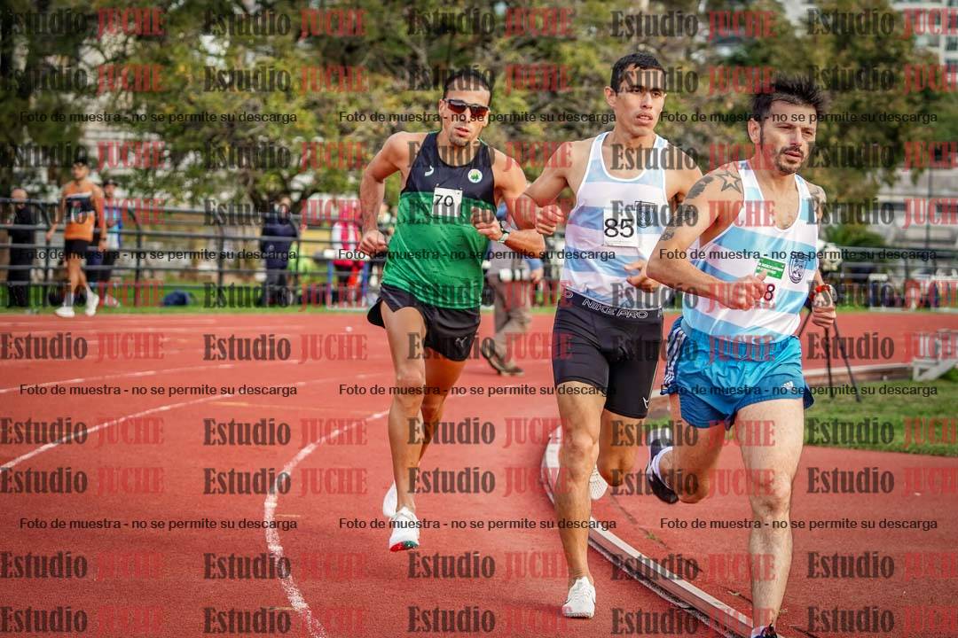 Fotos de los 3000 m llanos de varones