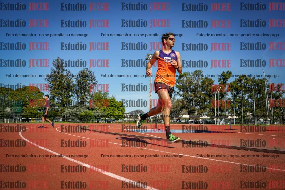 Fotos de los 5000 m llanos de mujeres y varones