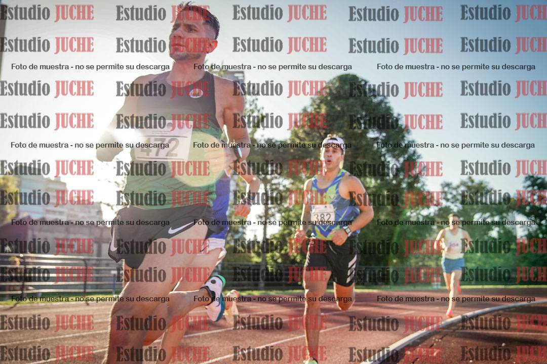 Fotos de los 3000 m llanos de varones