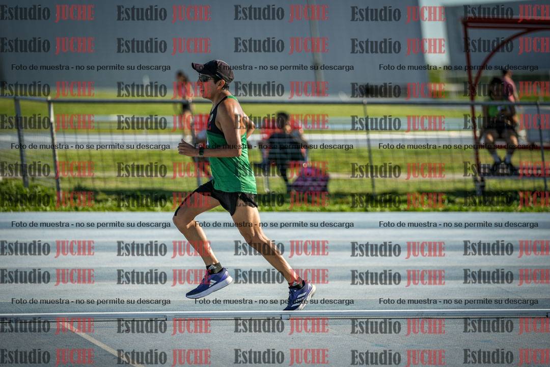 Fotos de los 3000 m llanos de varones