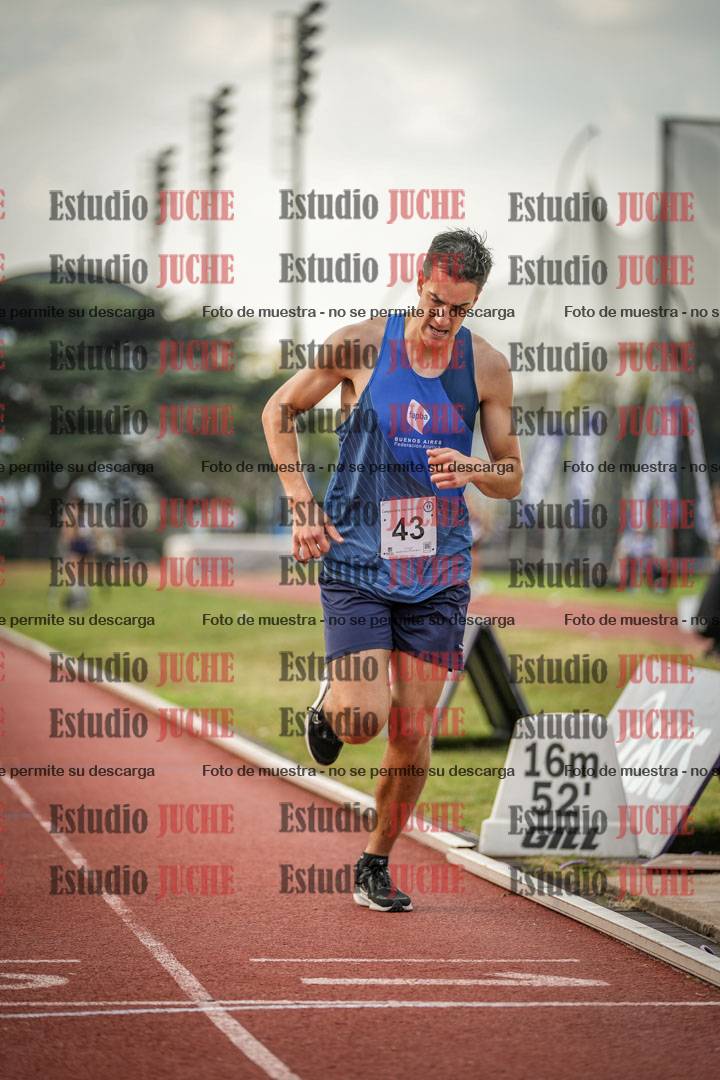 Fotos de los 1500 m llanos de varones - decatlón 10