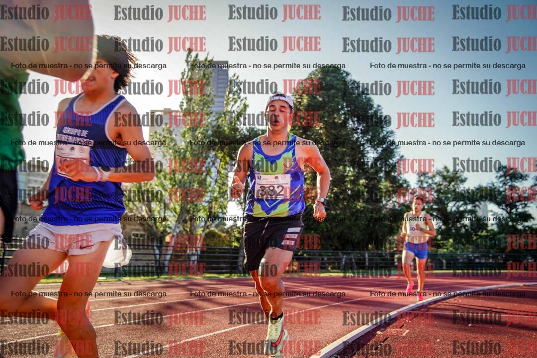 Fotos de los 3000 m llanos de varones