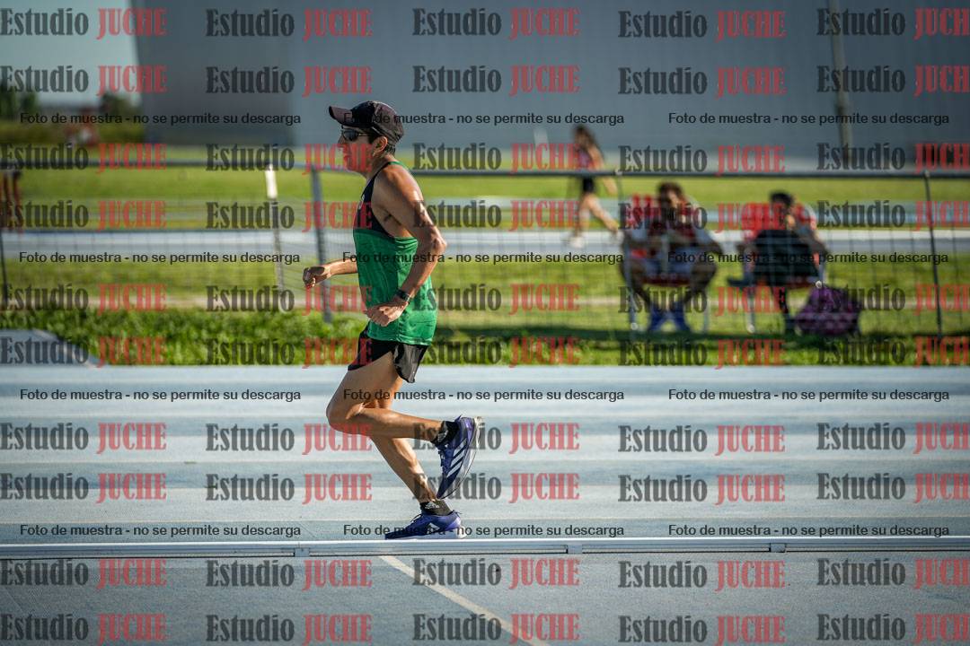 Fotos de los 3000 m llanos de varones