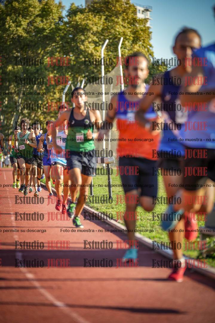 Fotos de los 3000 m llanos de varones