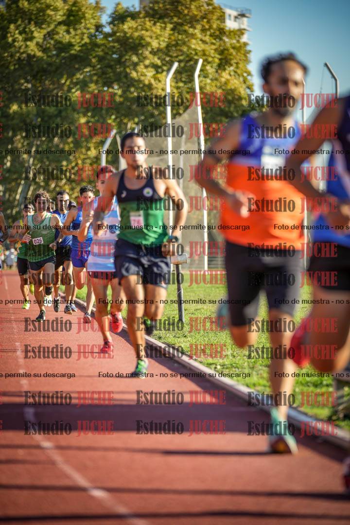 Fotos de los 3000 m llanos de varones